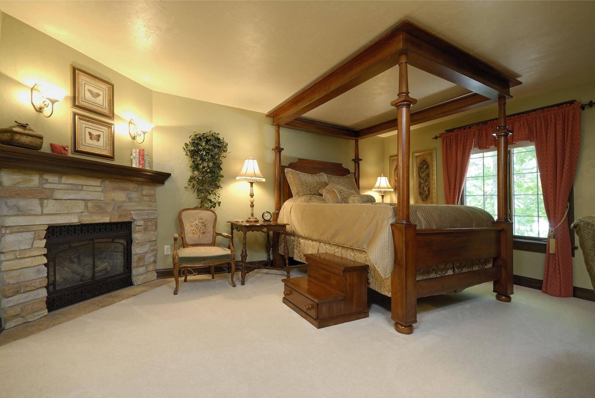 The Roost Bed And Breakfast Appleton Exterior photo