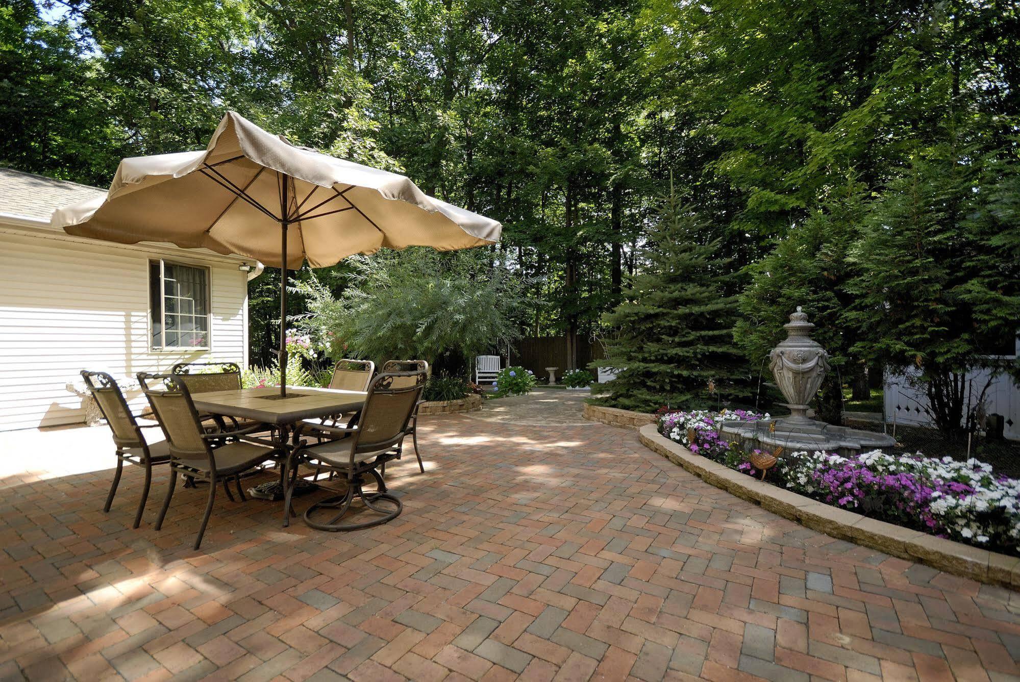 The Roost Bed And Breakfast Appleton Exterior photo