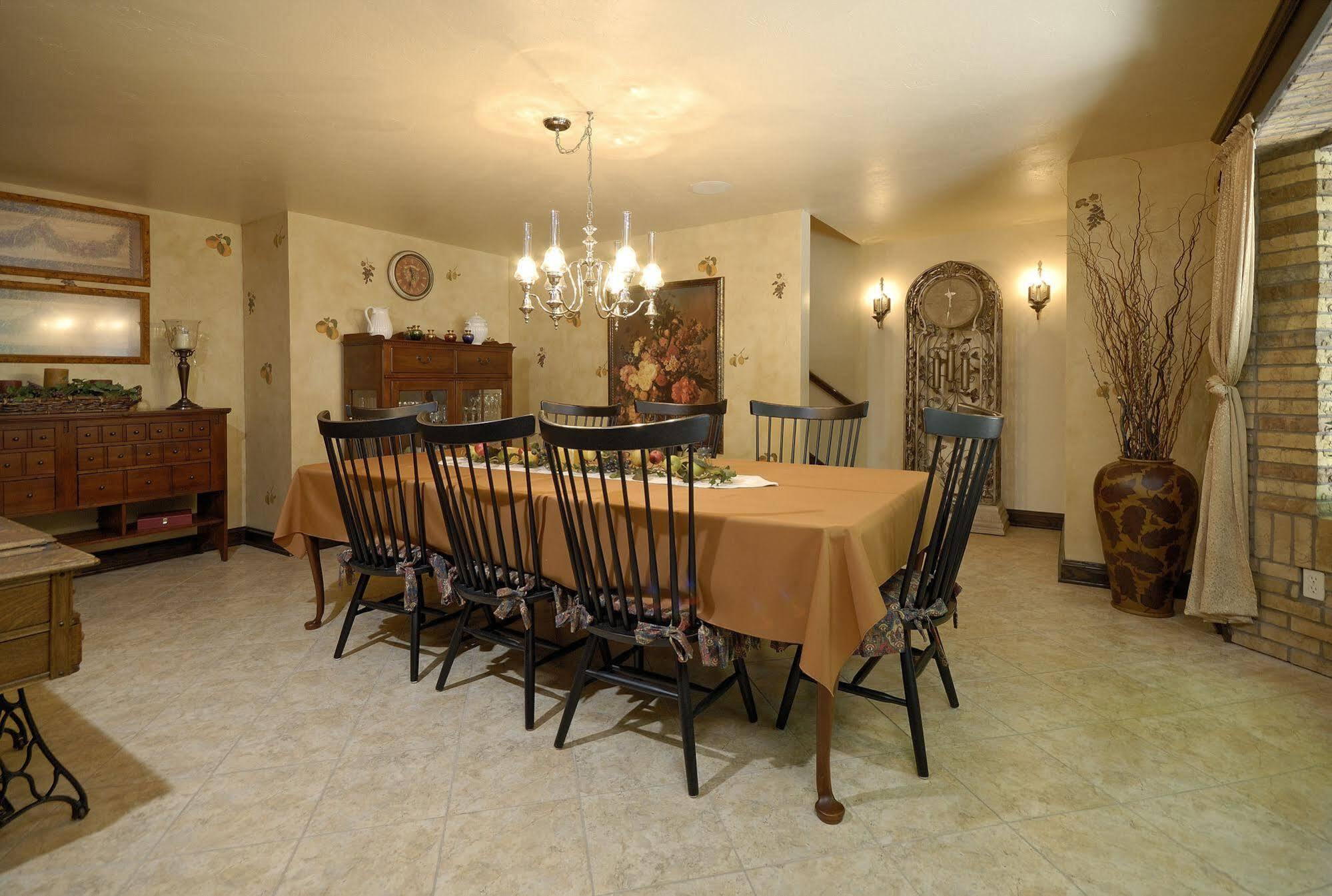 The Roost Bed And Breakfast Appleton Exterior photo