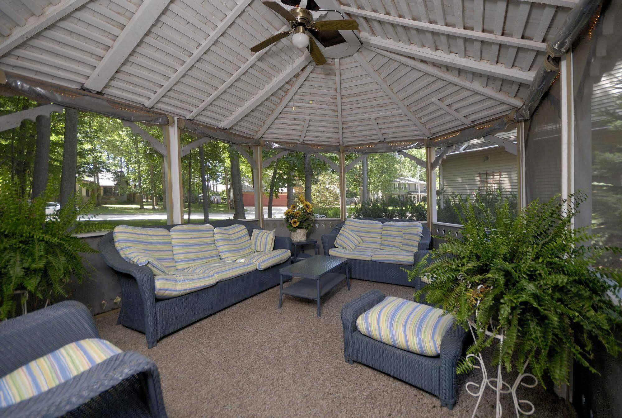 The Roost Bed And Breakfast Appleton Exterior photo